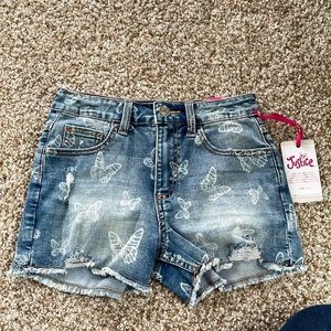 Justice girls Jean shorts new with tags size 10 feel free to make offer